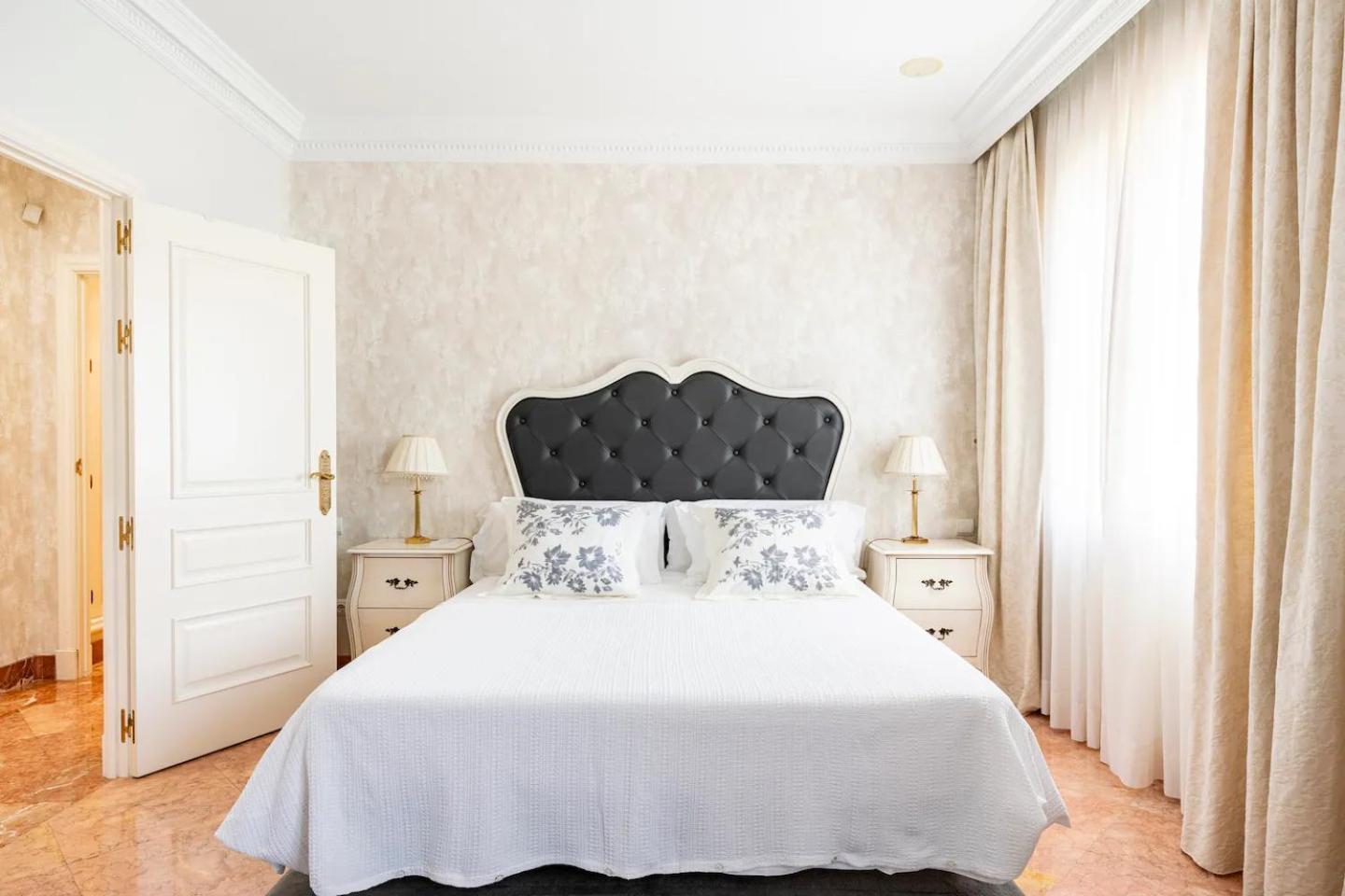 Puerta De Jerez II (Adults Only) Apartment Sevilla Exterior foto